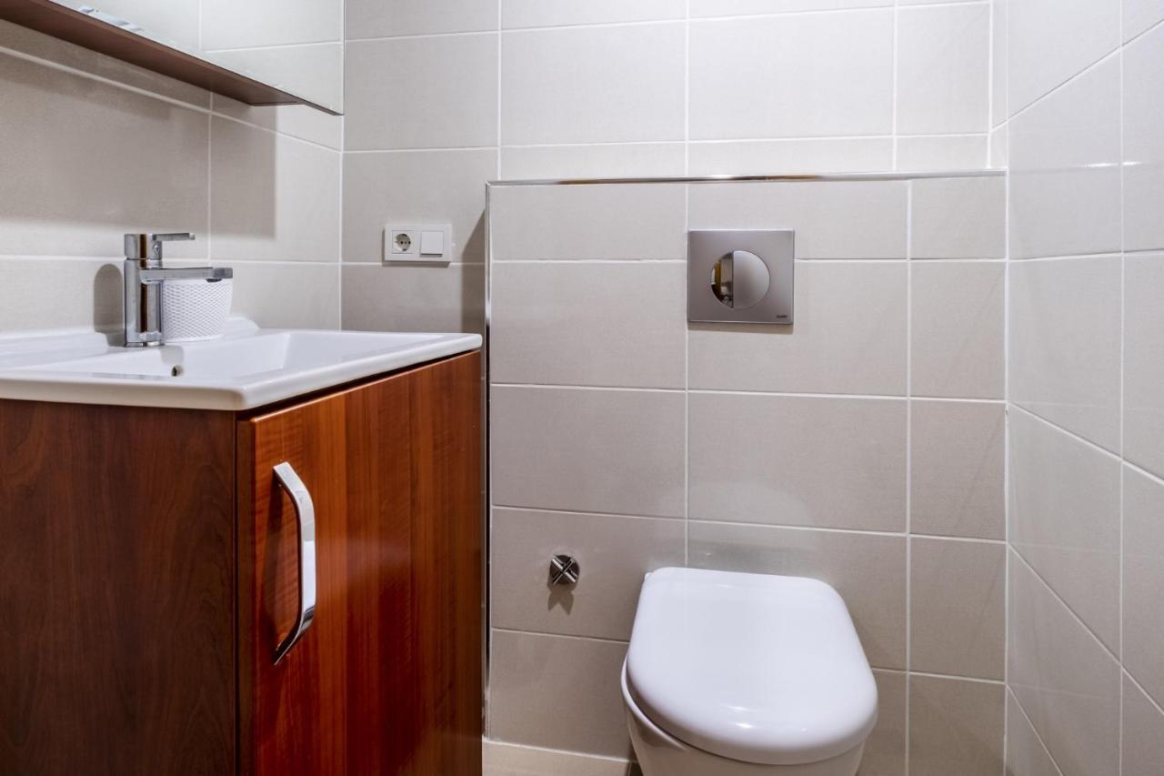 Ferienwohnung Flat With Sea View Near Uskudar Ferry Station Istanbul Exterior foto